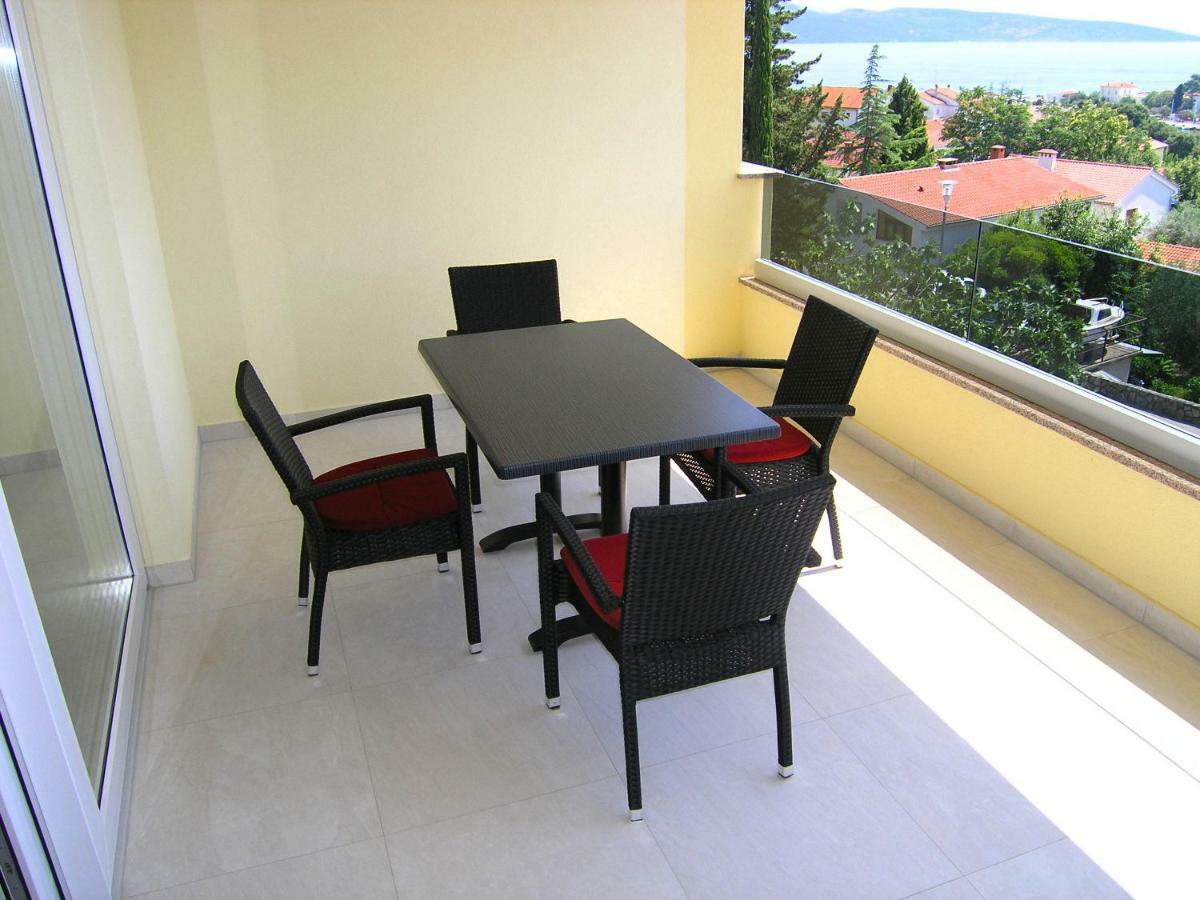 Apartmani Krajinovic Krk Town Extérieur photo