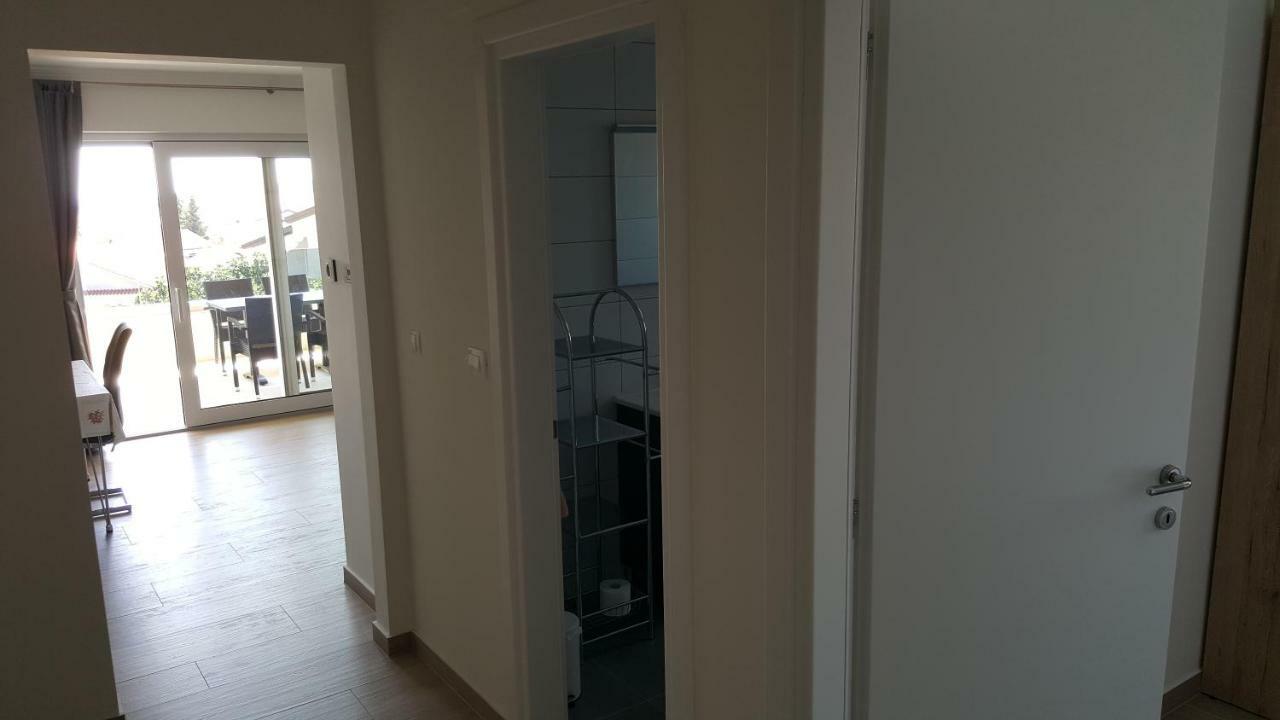 Apartmani Krajinovic Krk Town Extérieur photo