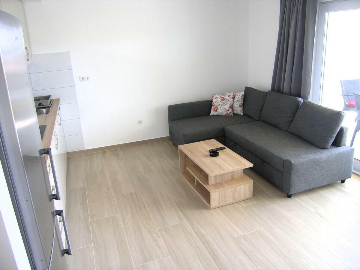 Apartmani Krajinovic Krk Town Extérieur photo