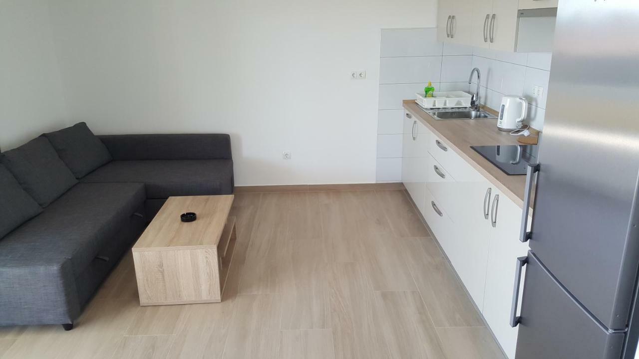 Apartmani Krajinovic Krk Town Extérieur photo